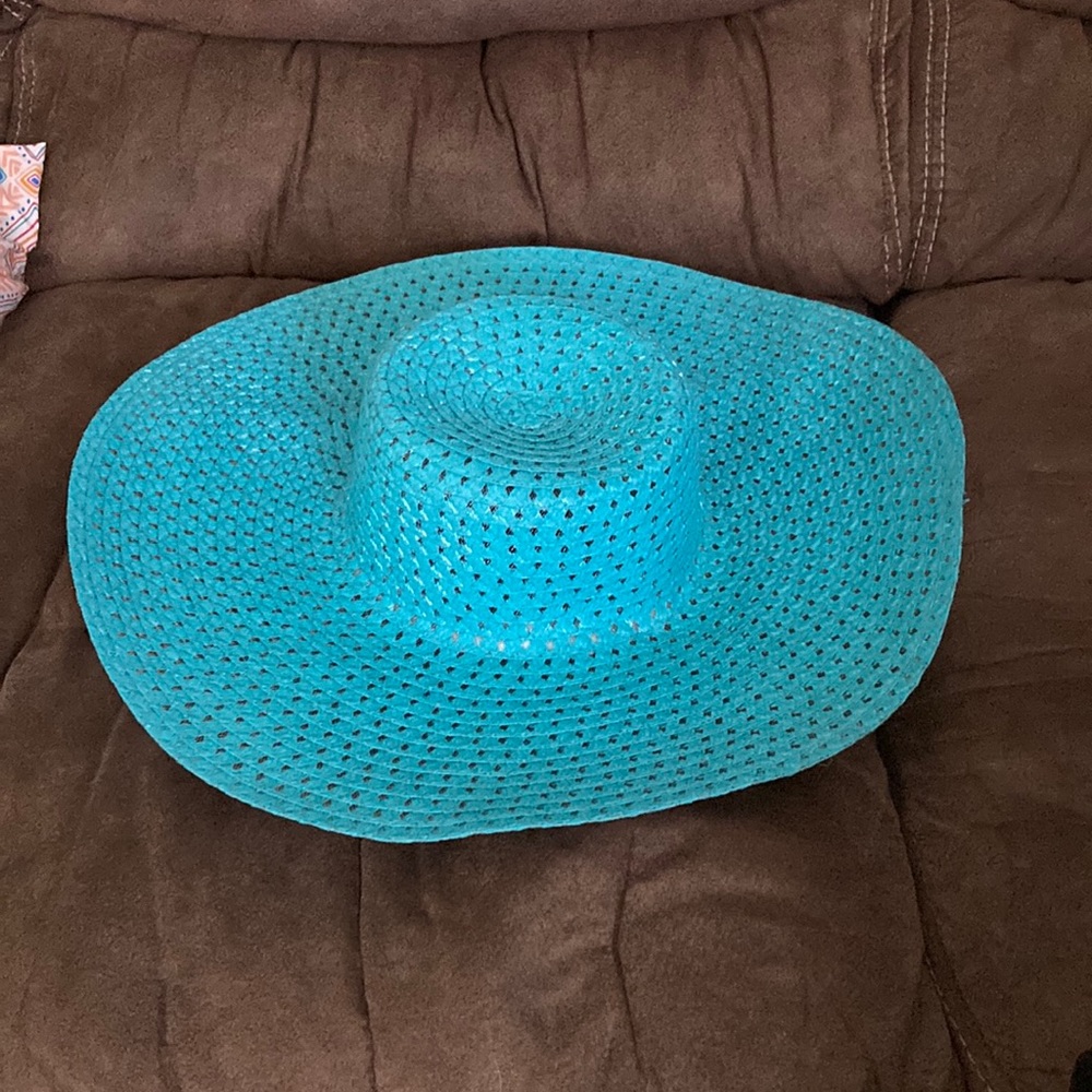 Beautiful sun hat wide brim